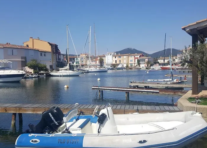Appartement Les Pieds Dans L'eau Grimaud