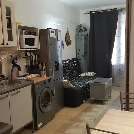 Les Pieds Dans L'eau Гримо