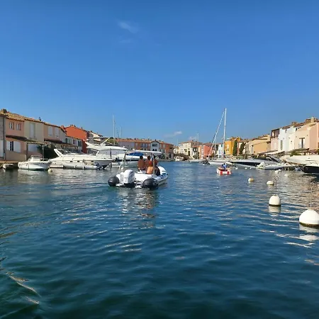 Апартаменты Les Pieds Dans L'eau *